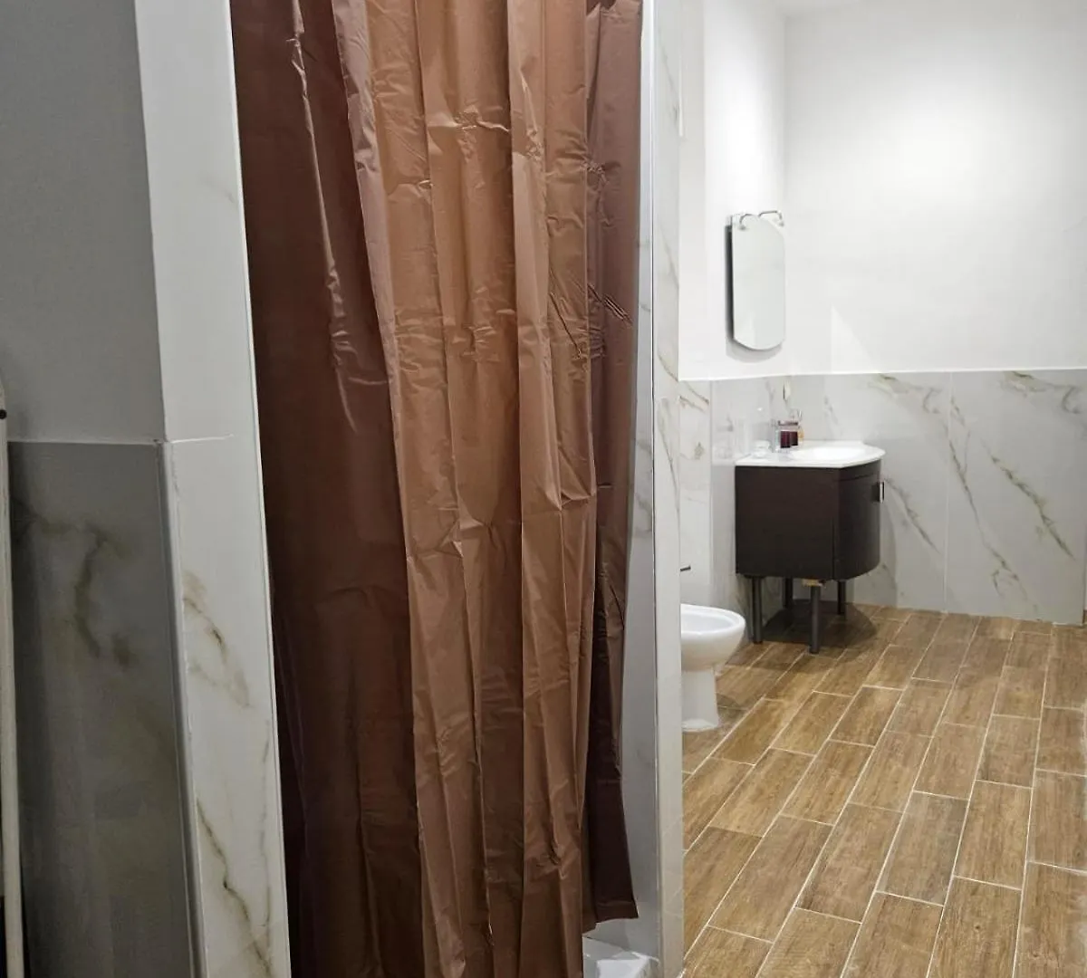 La Corte Di San Basilio Palermo 0*,