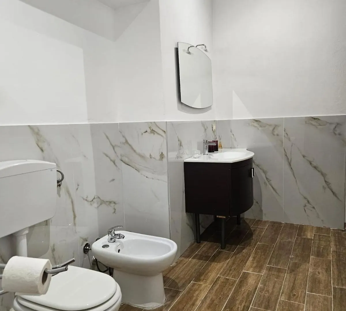 La Corte Di San Basilio Palermo 0*,  Italy